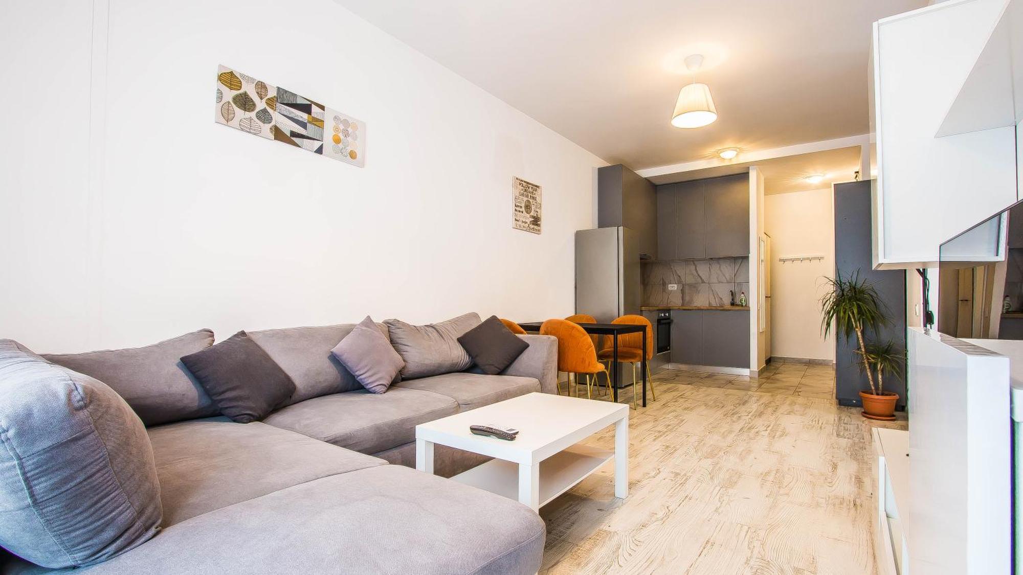 Apartament Luxury / Mihai Bravu Apartmens *